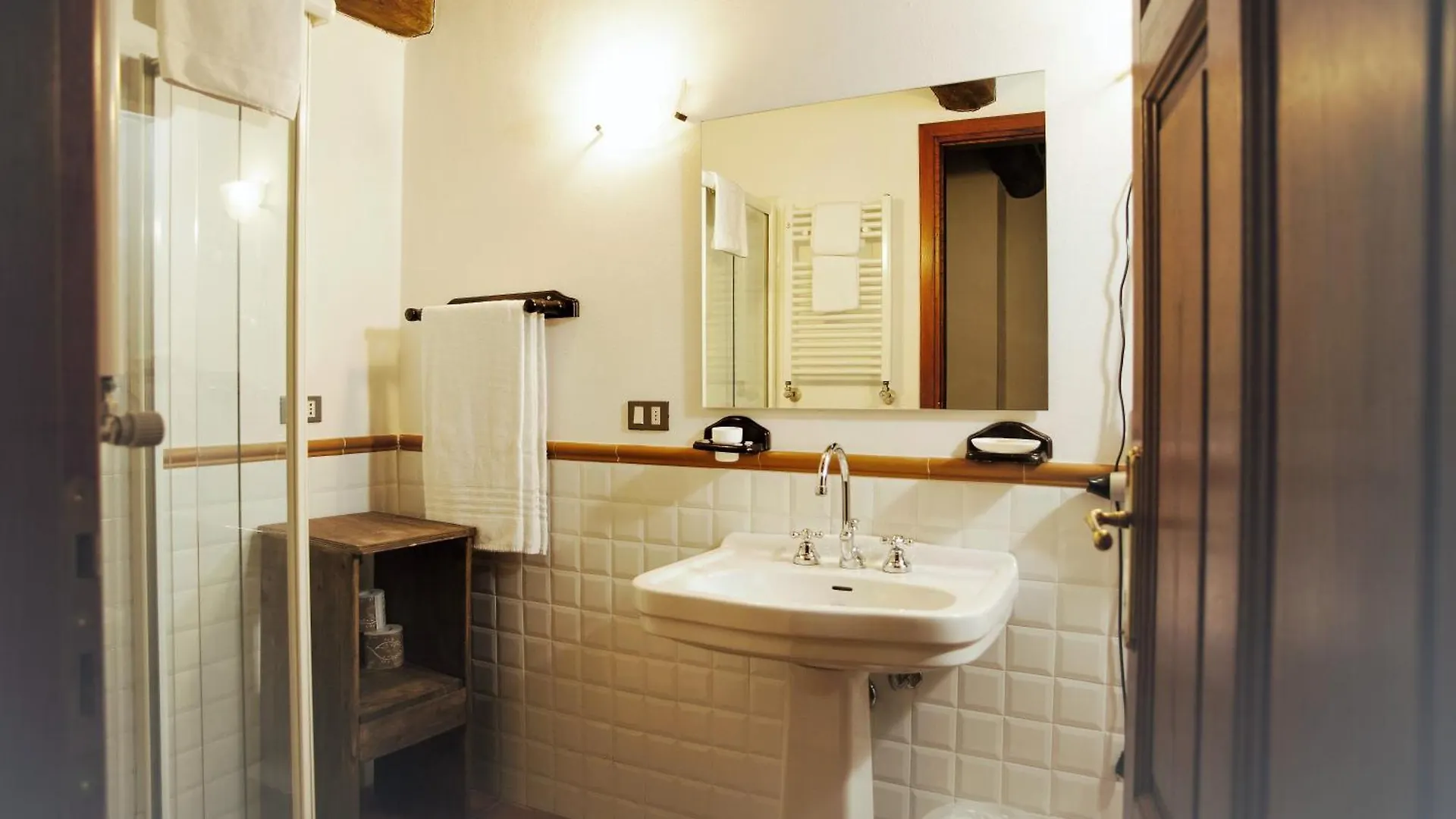 Appartamento Sperior Con Due Camere Da Letto Massa Marittima 0*,